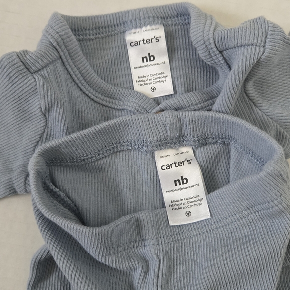 Carter's 2 piece set - Newborn - Picture 2 of 3